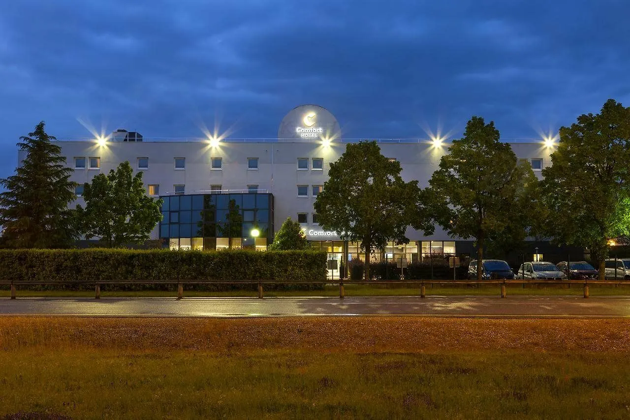Comfort Hotel Aeroport Lyon St Exupery Colombier-Saugnieu